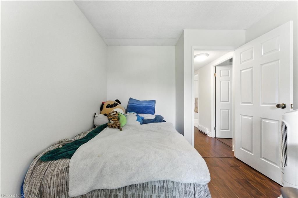 404-384 Erb Street W Property Photo 17