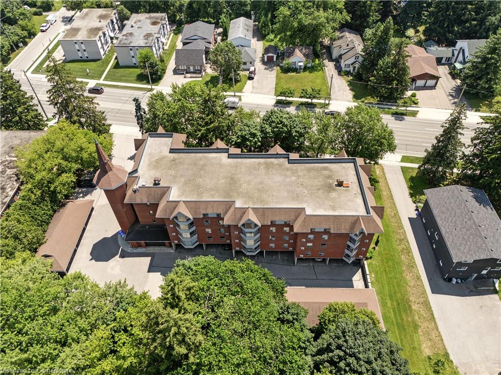 404-384 Erb Street W Property Photo 26