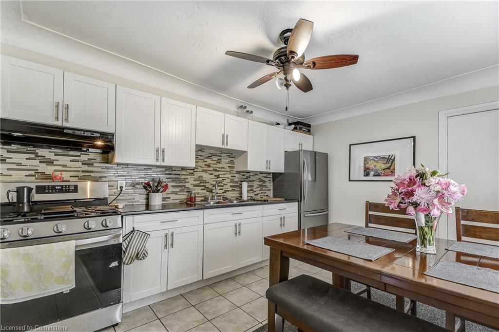 201 Barton Street W Property Photo 18