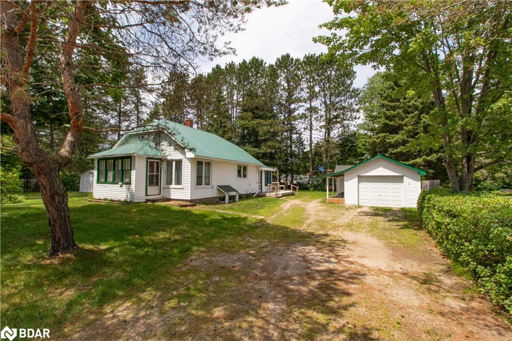 152 Ottawa Avenue Property Photo 1
