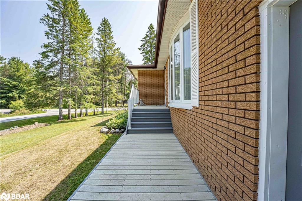 25 Lamers Crescent Property Photo 4