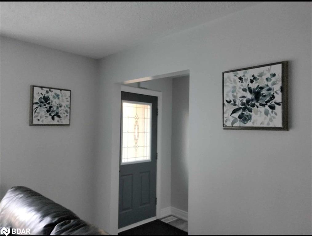 25 Lamers Crescent Property Photo 6