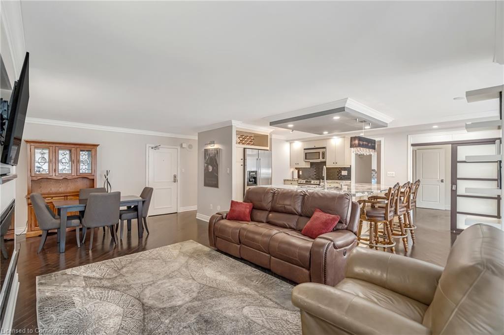 904-66 High Street E Property Photo 5