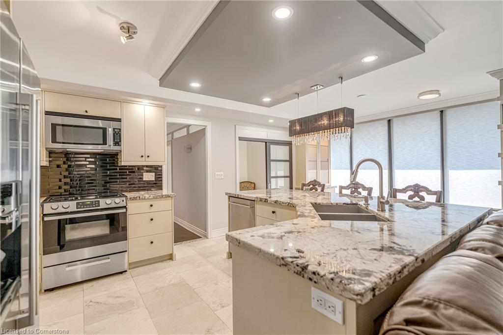 904-66 High Street E Property Photo 17