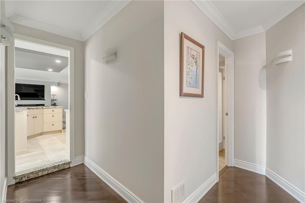 904-66 High Street E Property Photo 19