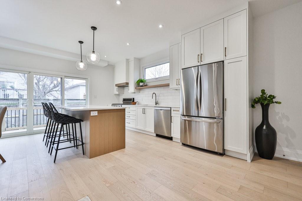 28 Lakeside Drive Property Photo 4