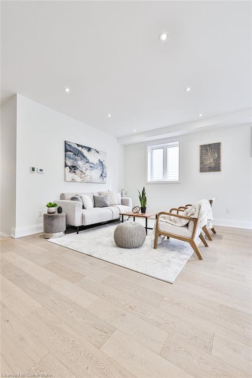 28 Lakeside Drive Property Photo 18