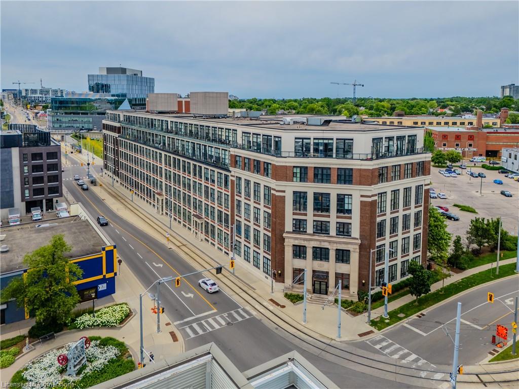 609-410 King Street W Property Photo 1