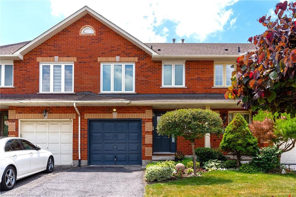 149 Dicenzo Drive Property Photo 1