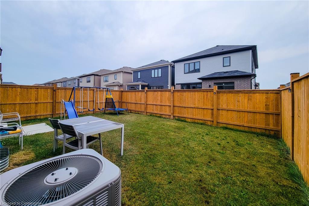73 Lillian Way Property Photo 5