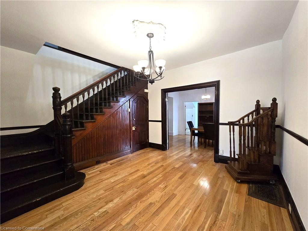 208 King Street E Property Photo 4