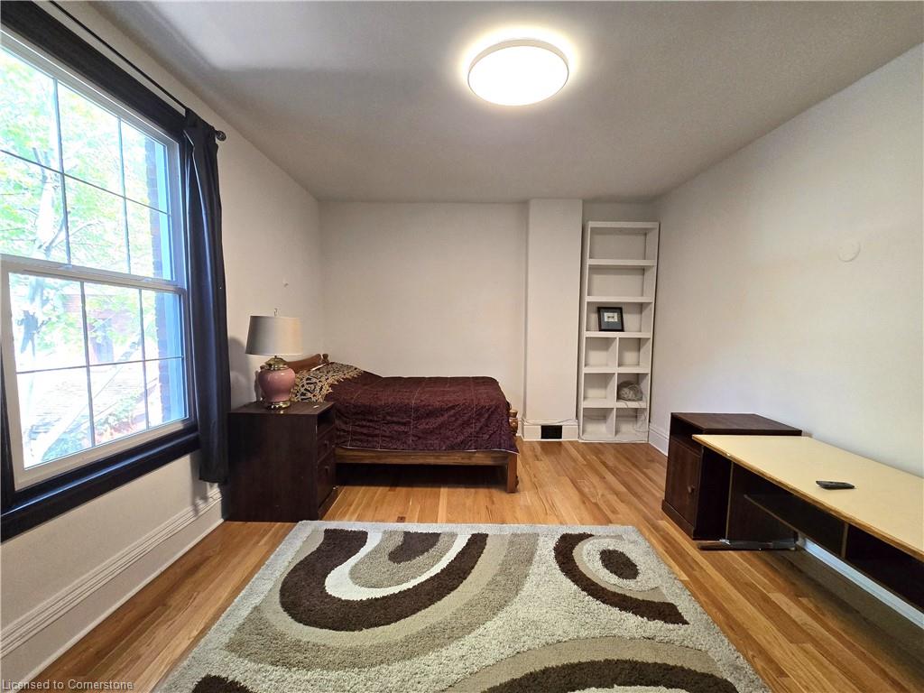 208 King Street E Property Photo 26