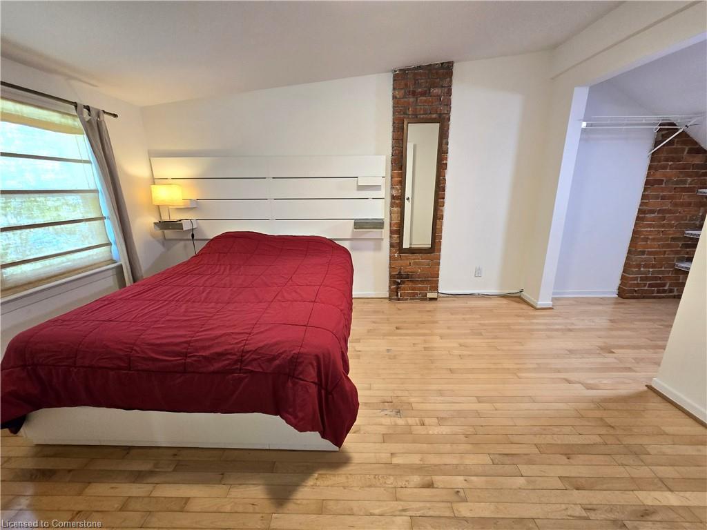 208 King Street E Property Photo 42