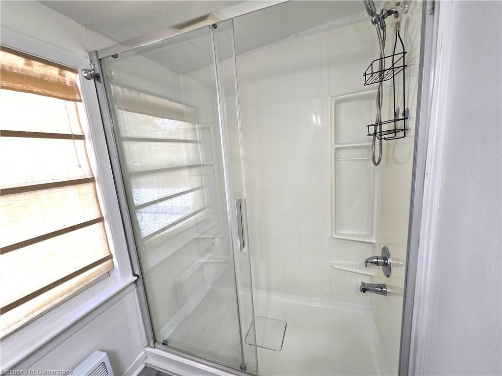 208 King Street E Property Photo 43