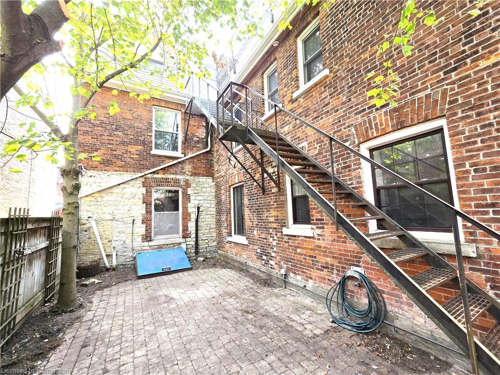 208 King Street E Property Photo 46