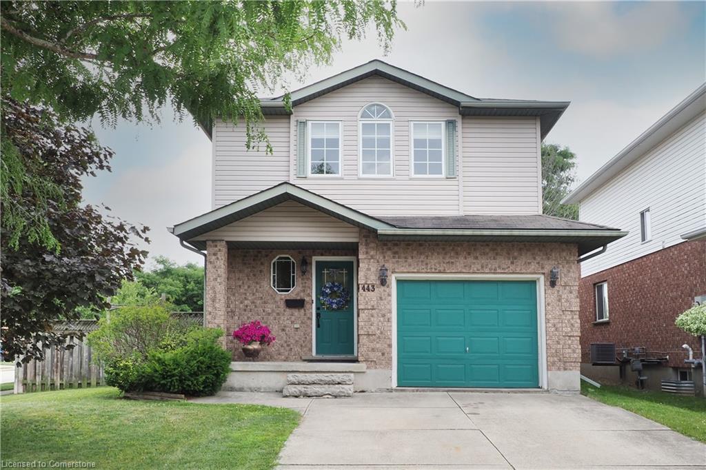 443 Sandbanks Crescent