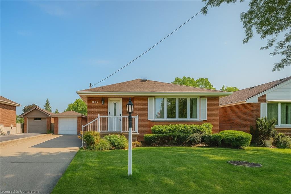 1-967 Mohawk Road E