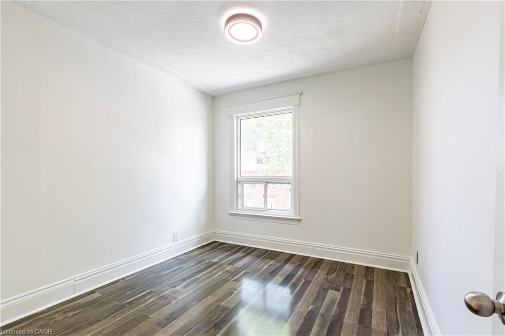 22 Myrtle Avenue Property Photo 31