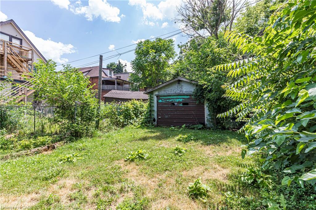 22 Myrtle Avenue Property Photo 41