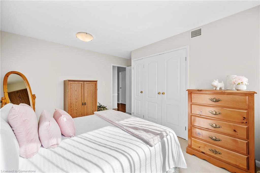 1402-2185 Marine Drive Property Photo 32