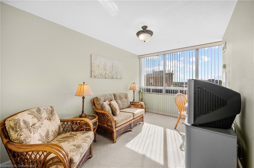 1402-2185 Marine Drive Property Photo 33