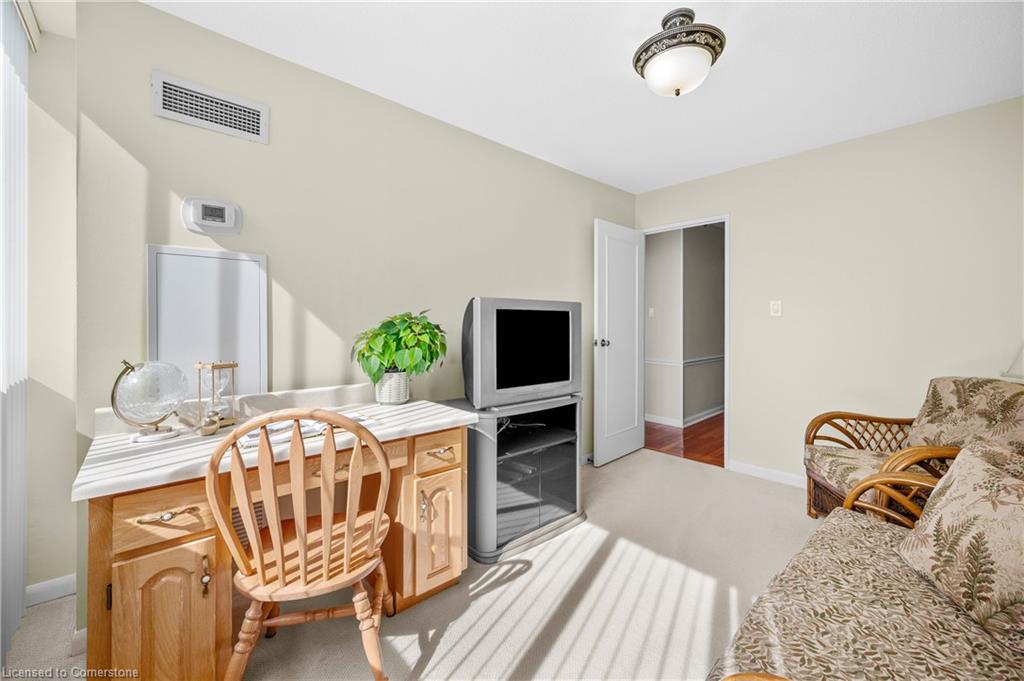 1402-2185 Marine Drive Property Photo 34