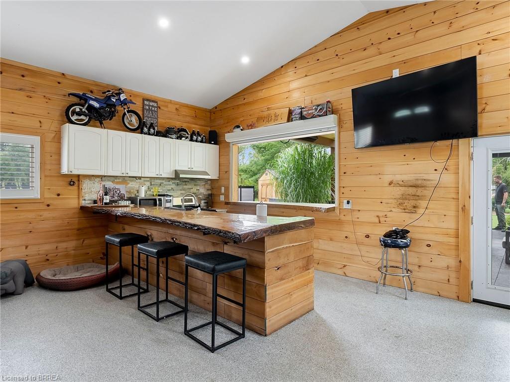 233 Oakland Road Property Photo 40