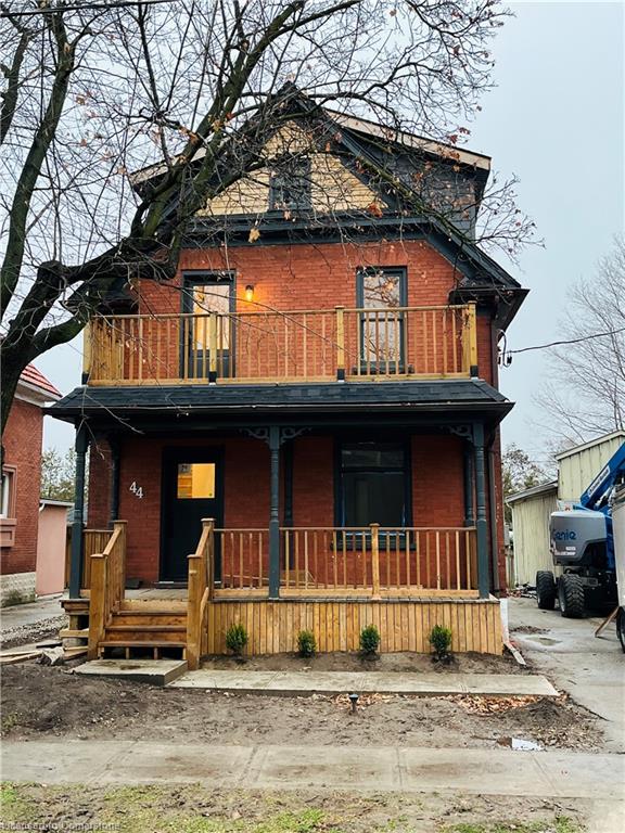 44 Theresa Street Property Photo 1