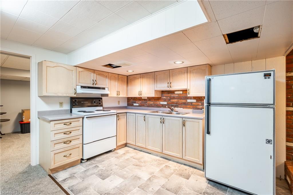12 Viking Drive Property Photo 28