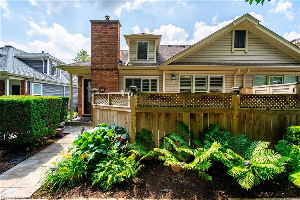 26-175 Fiddlers Green Road Property Photo 2