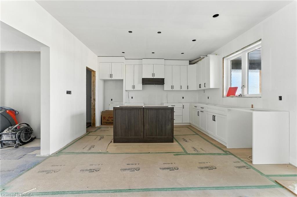 104 Oak Avenue Property Photo 3