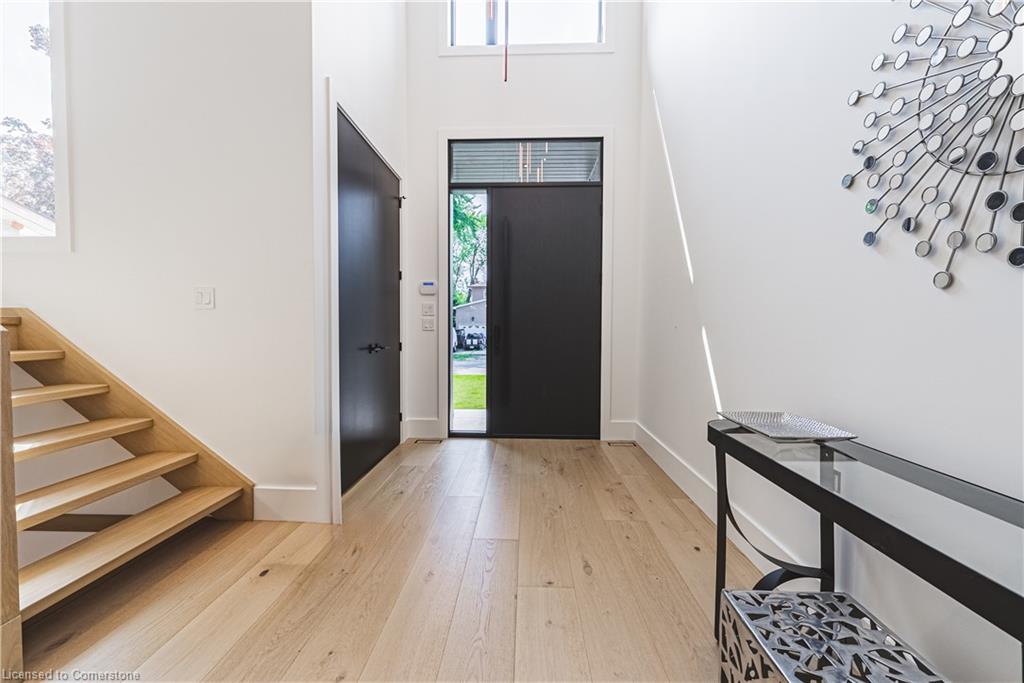 135 Eleanor Avenue Property Photo 4