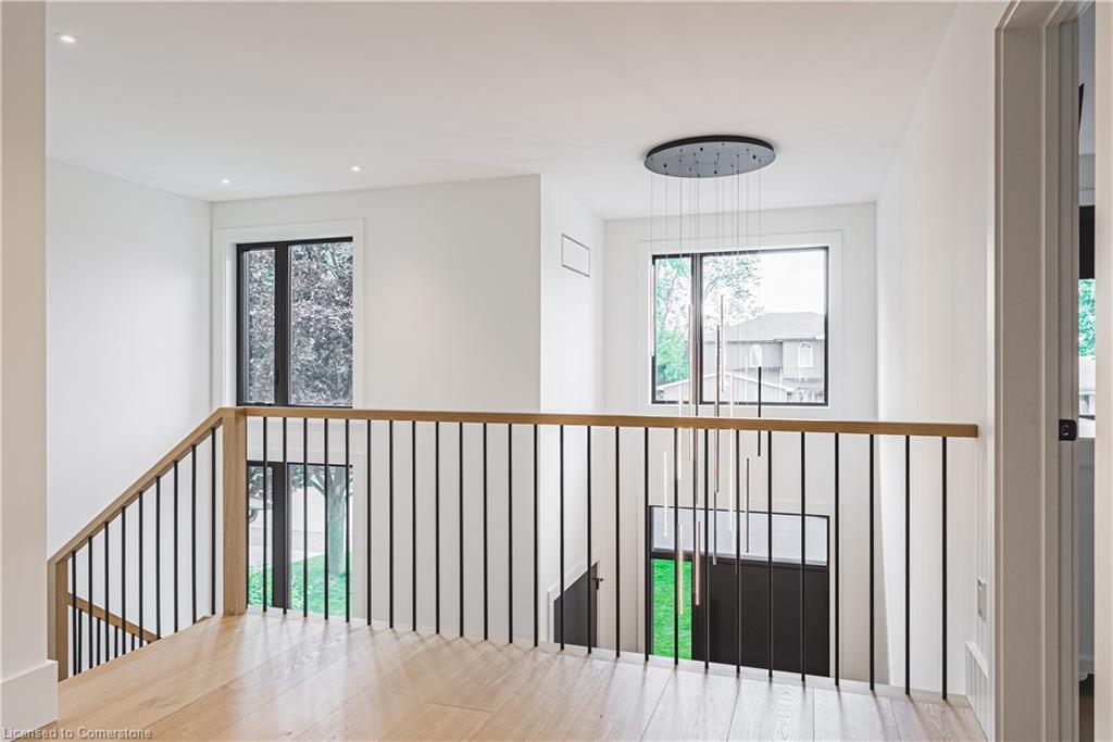 135 Eleanor Avenue Property Photo 23