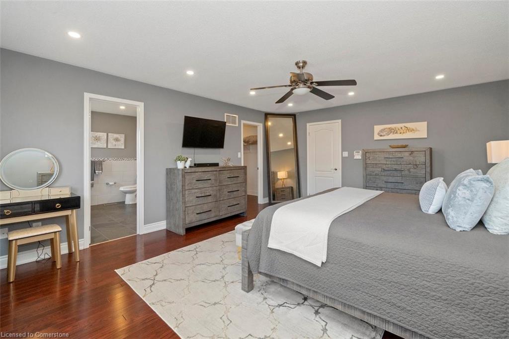 29 Marrone Street Property Photo 26