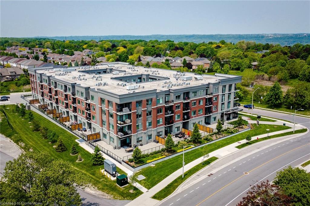 313-1 Redfern Avenue Property Photo 3