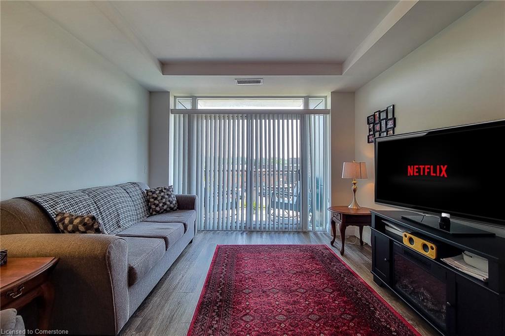 313-1 Redfern Avenue Property Photo 13