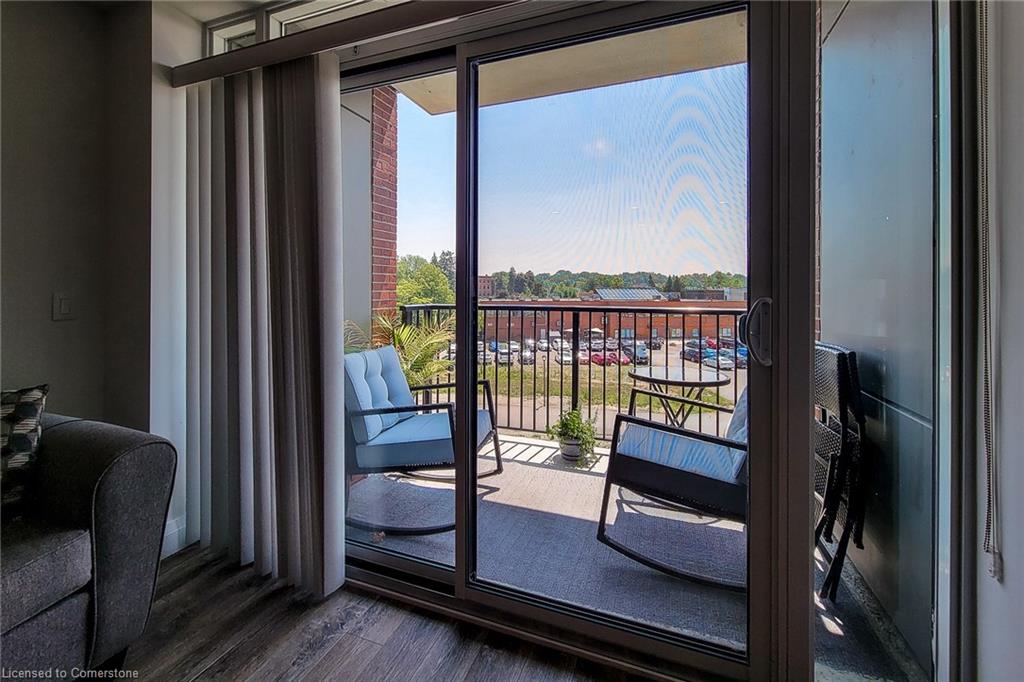 313-1 Redfern Avenue Property Photo 14