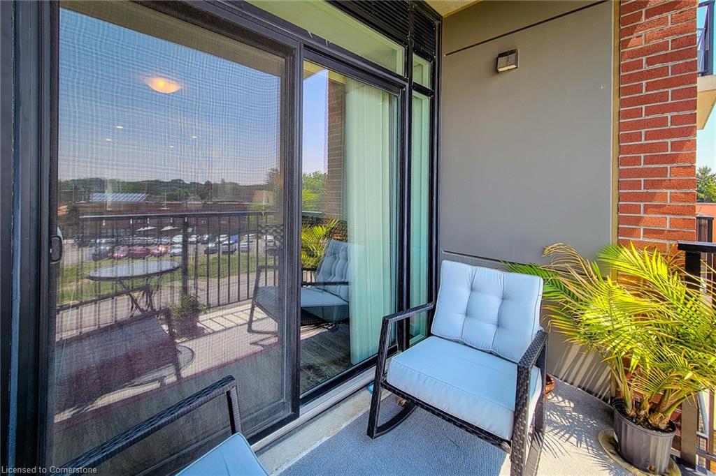 313-1 Redfern Avenue Property Photo 16