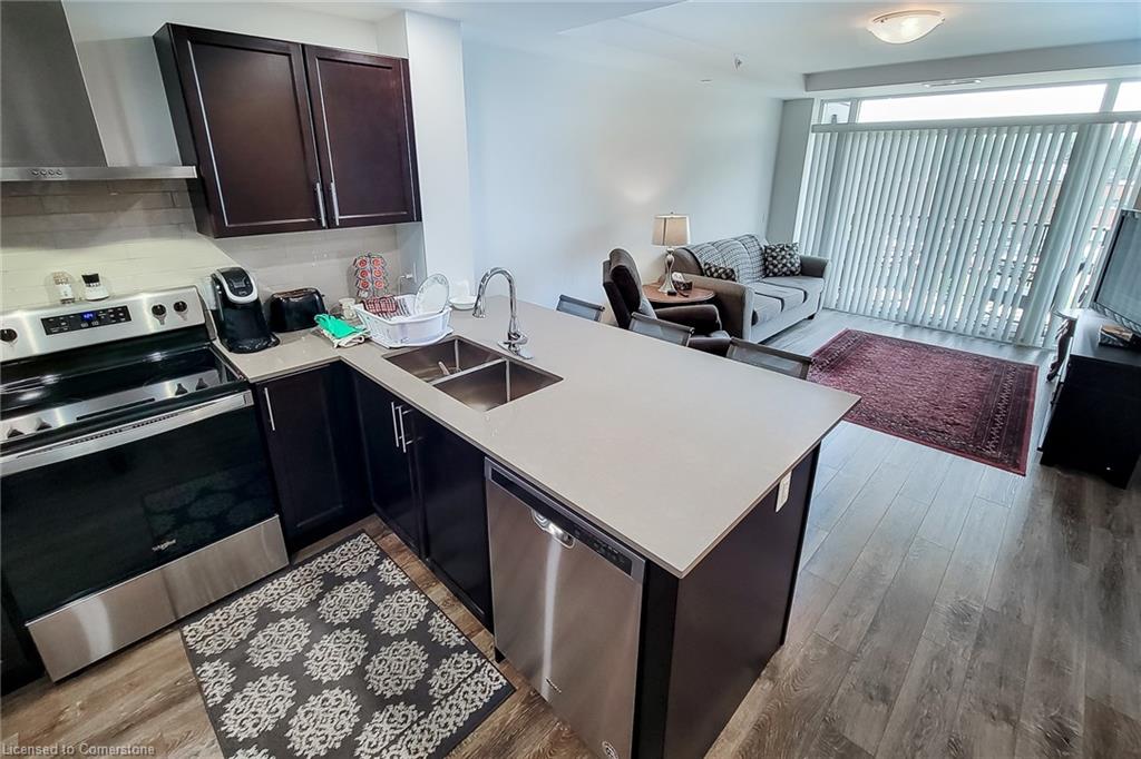 313-1 Redfern Avenue Property Photo 20