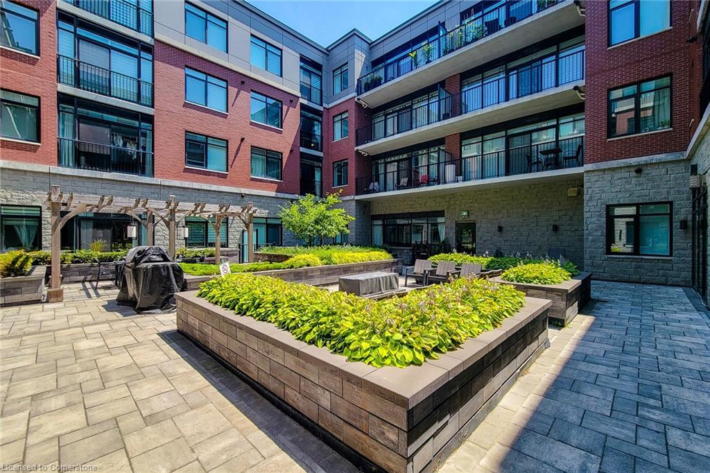 313-1 Redfern Avenue Property Photo 31