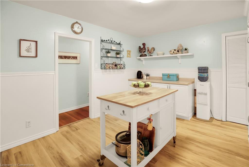 1954 Grayson Avenue Property Photo 14