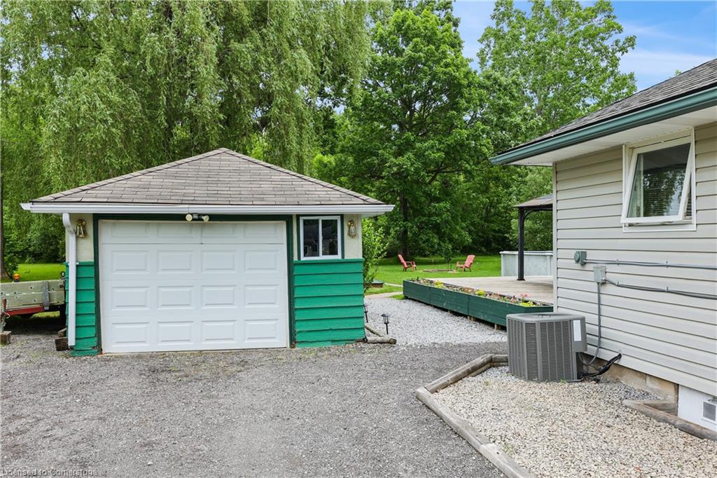 1954 Grayson Avenue Property Photo 21