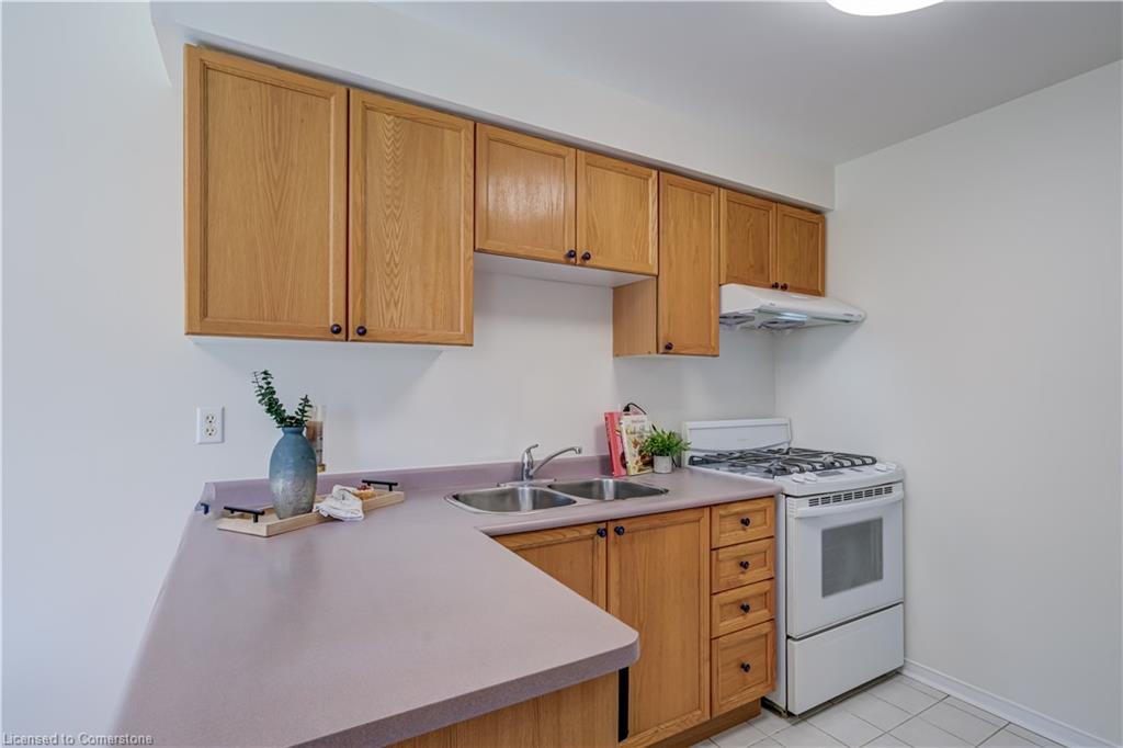 61 Cedarwood Crescent Property Photo 18