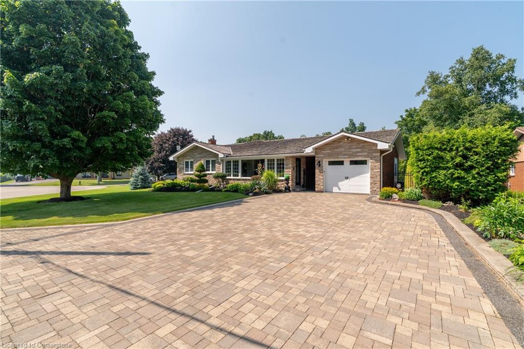 4 Colonial Drive Property Photo 4