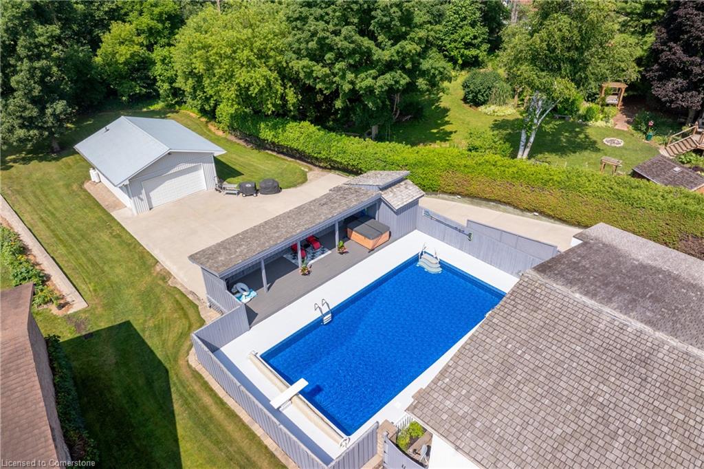 4 Colonial Drive Property Photo 6