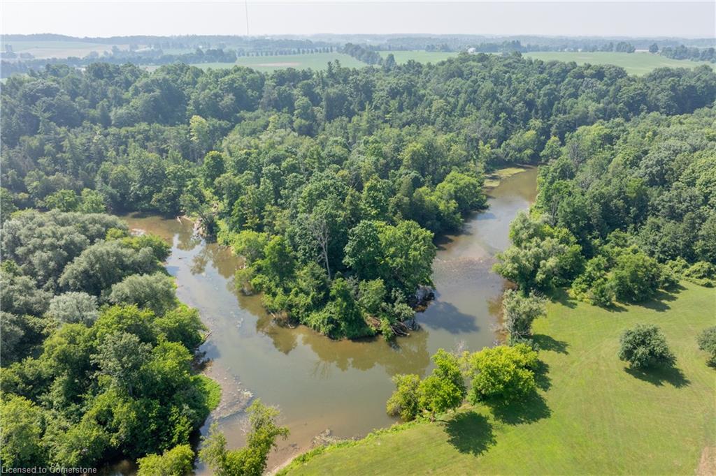 4 Colonial Drive Property Photo 10