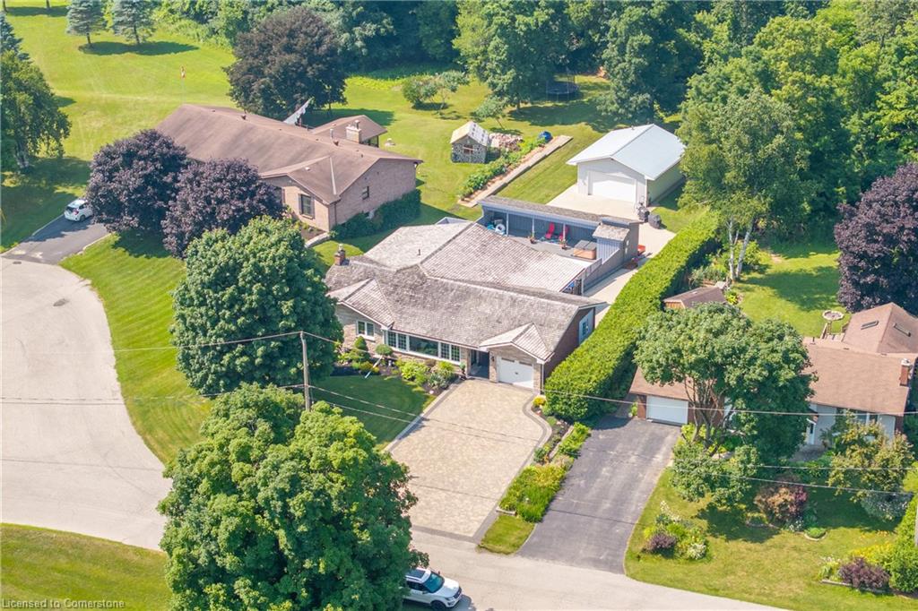 4 Colonial Drive Property Photo 11