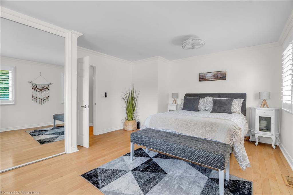 4 Colonial Drive Property Photo 31