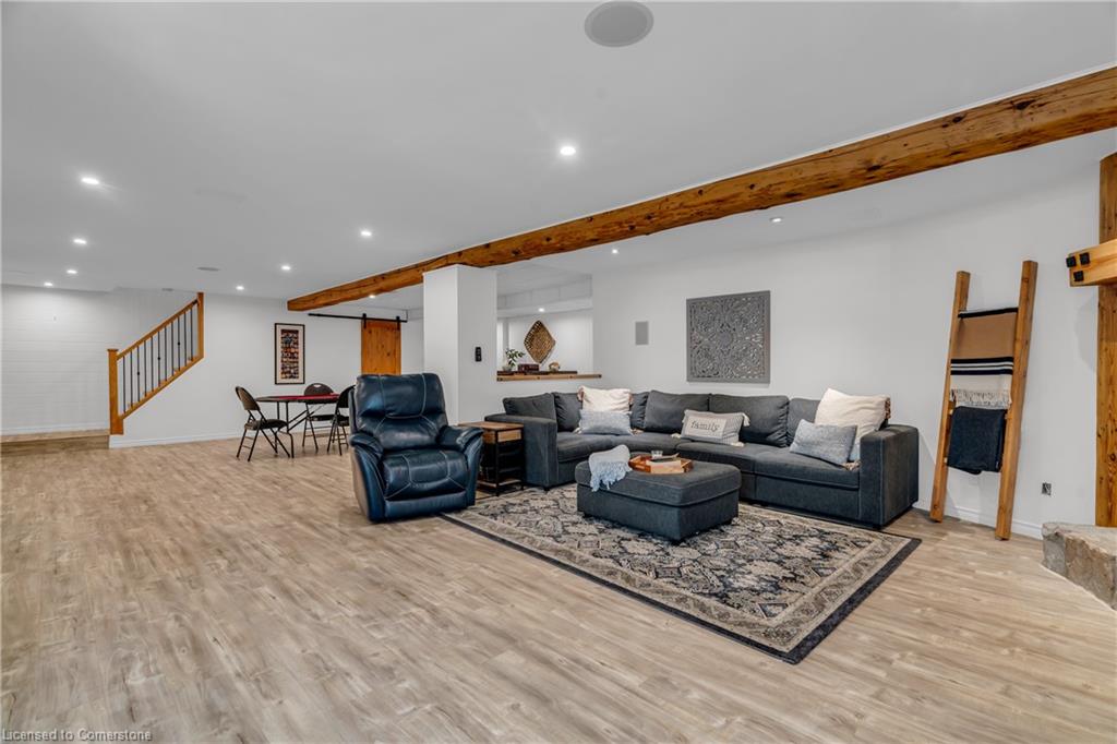 4 Colonial Drive Property Photo 35