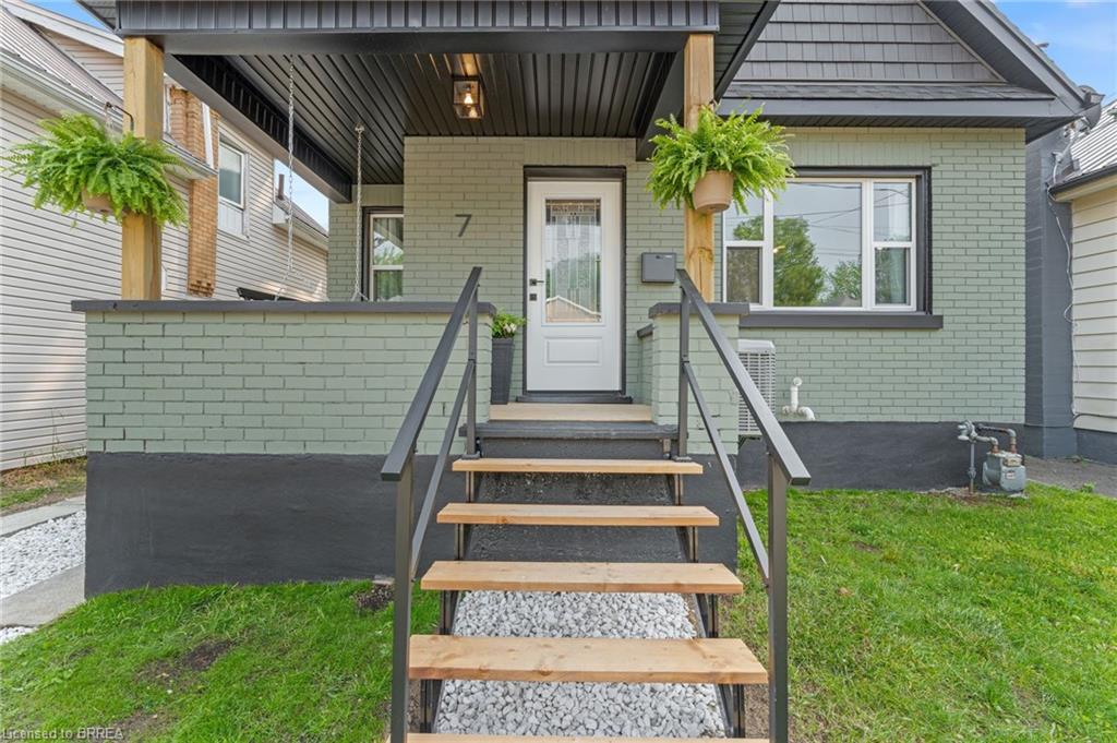 7 Esther Street Property Photo 4